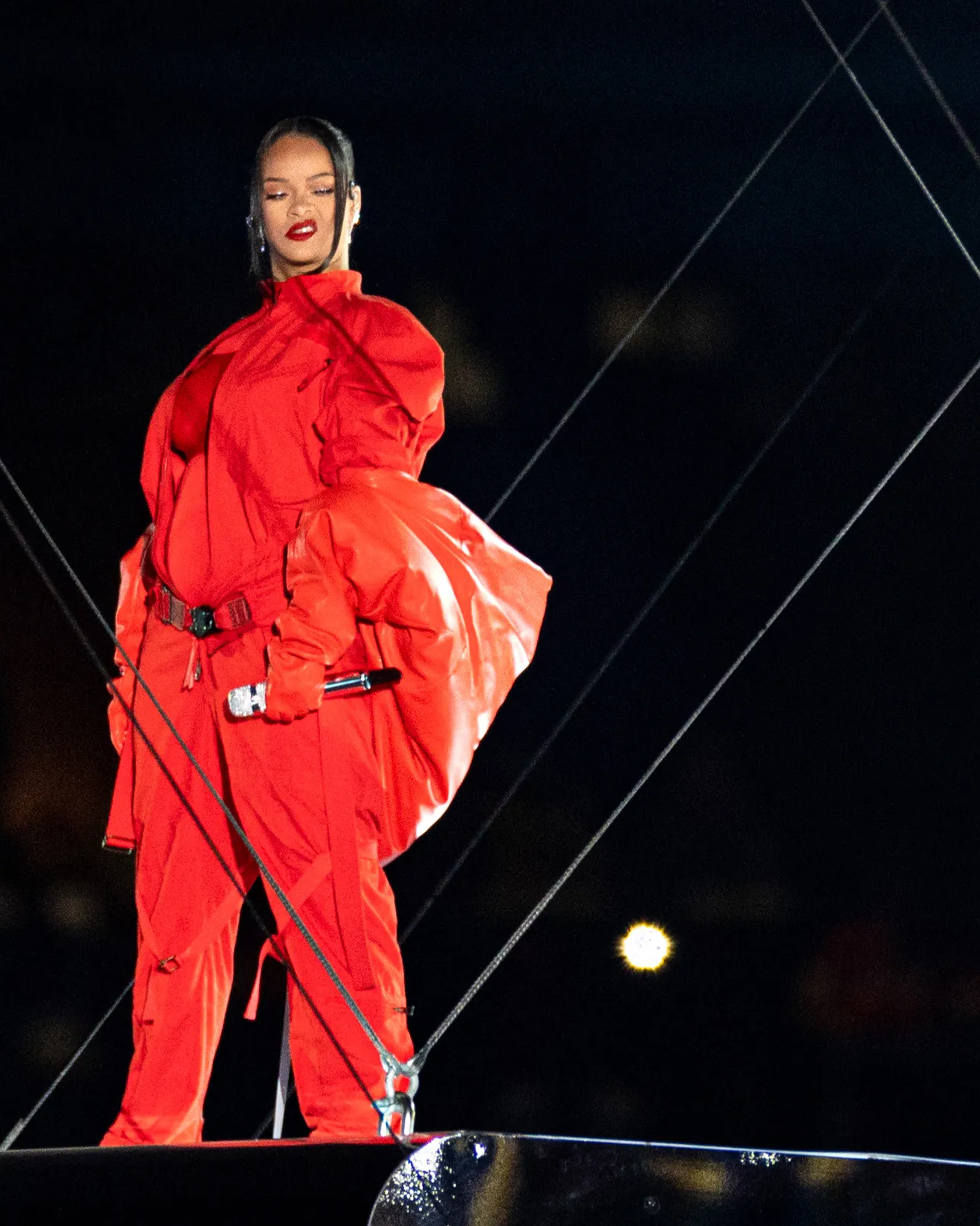 睽違六年的現場演出！哪些時尚品牌獲得Rihanna的青睞？